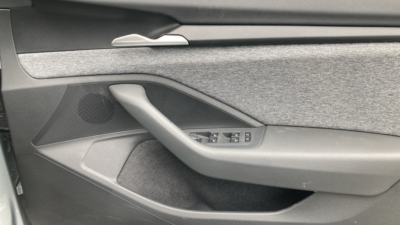 Skoda Superb 2.0 TDI SE Technology 5dr DSG Diesel Estate